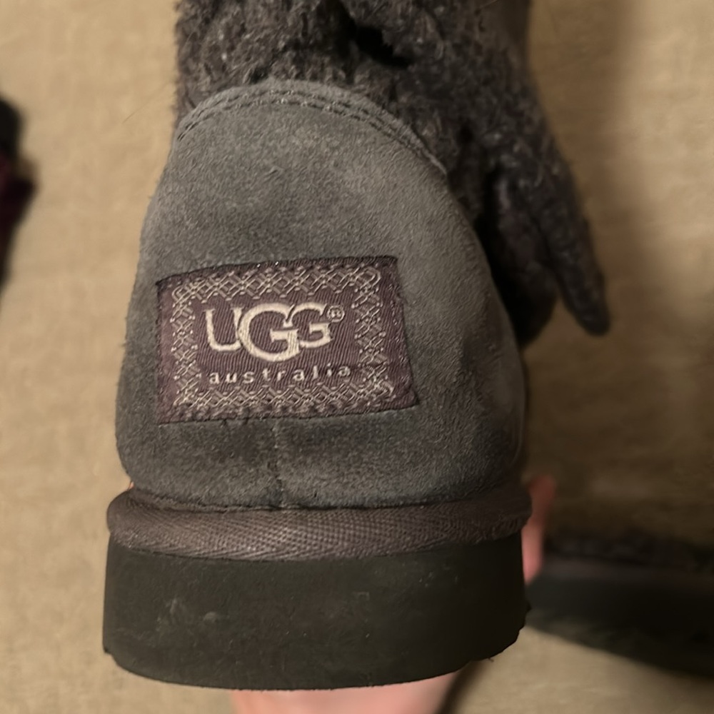 UGG boots - Picture 3 of 3